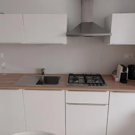 Pala - * Palau